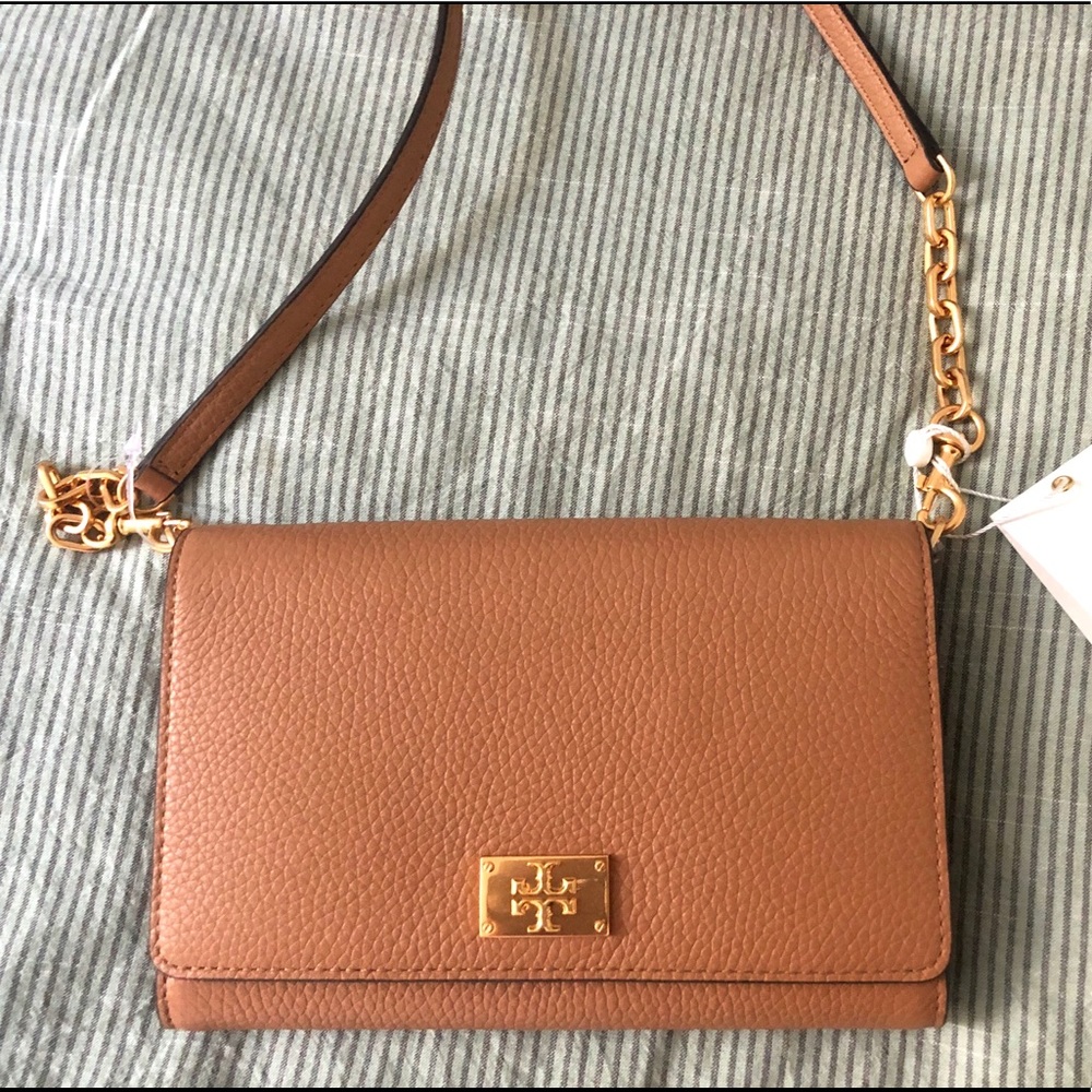 Tory Burch Eve Chain Wallet Crossbody